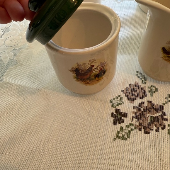 Rooster Design Ceramic Dining Set - Picture 13 of 16